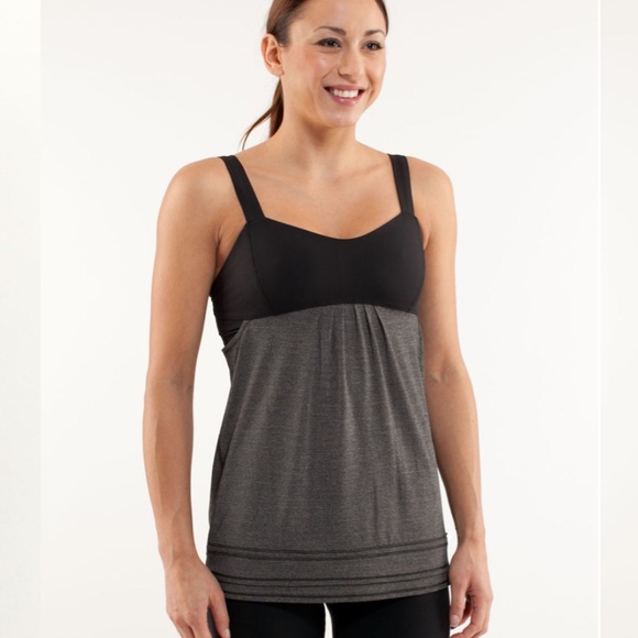 Lululemon Run: Back on Track Tank / Size 8 - Picture 6 of 16